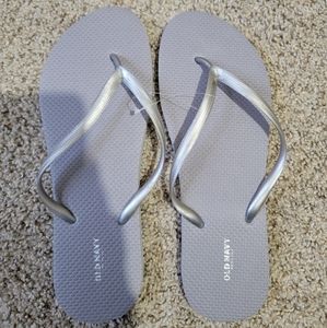 Old Navy Gray Flip Flops (11-12)